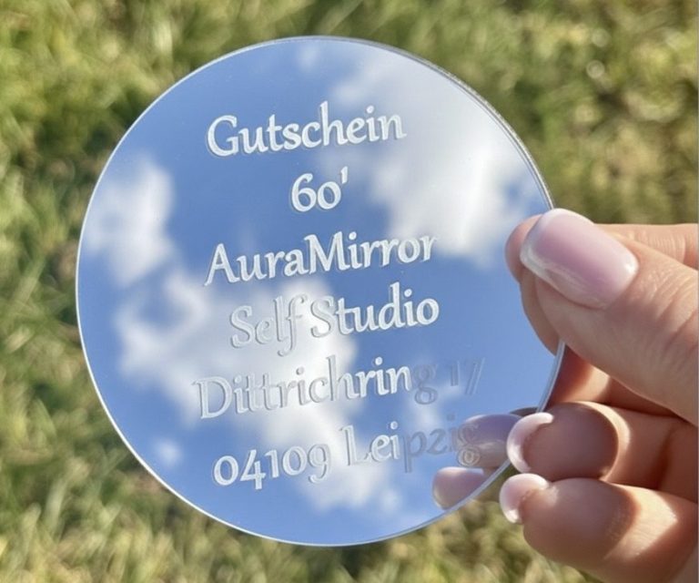 Geschenkgutschein für Self-Studio Fotoshooting bei AuraMirror in Leipzig
